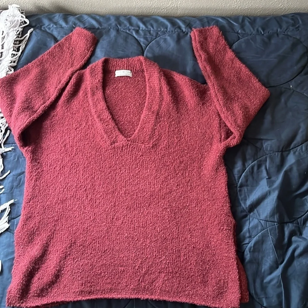 Urban Outfitters Rosie Oversized Chunky V-Neck Sweater Burgundy Wine Red Medium - Picture 10 of 13